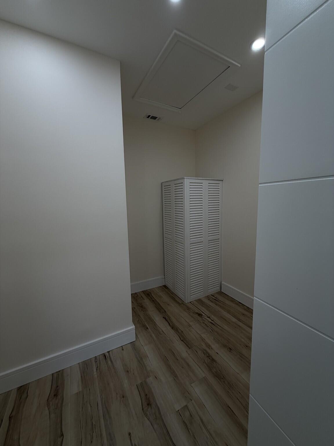 WOODLAKE ISLES - Residential