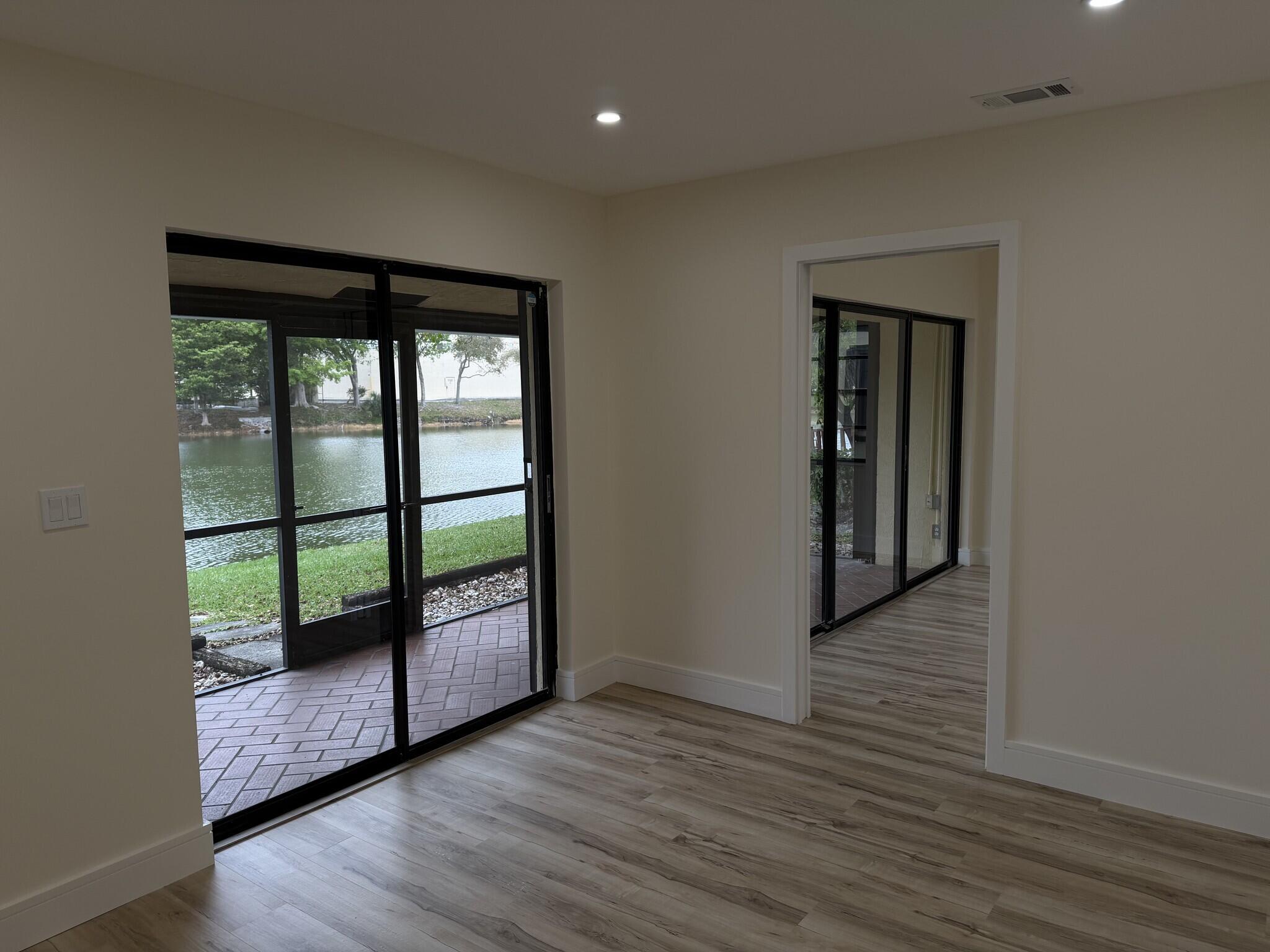 WOODLAKE ISLES - Residential