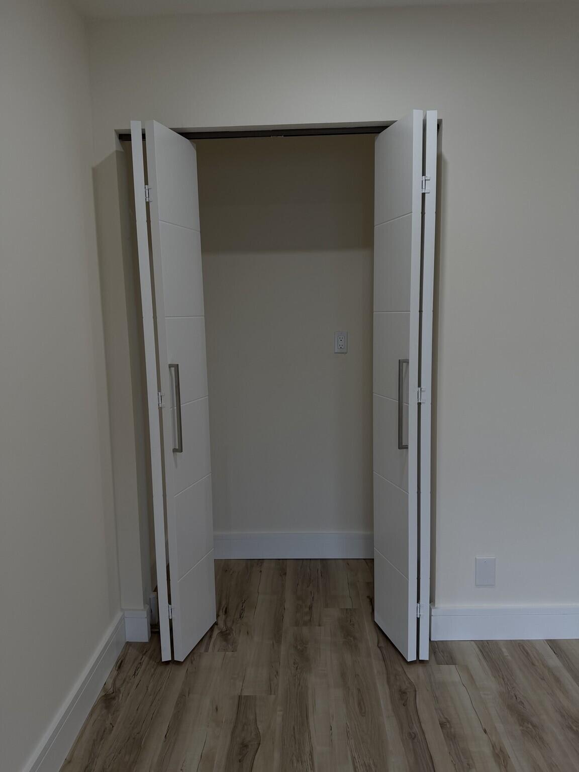 WOODLAKE ISLES - Residential