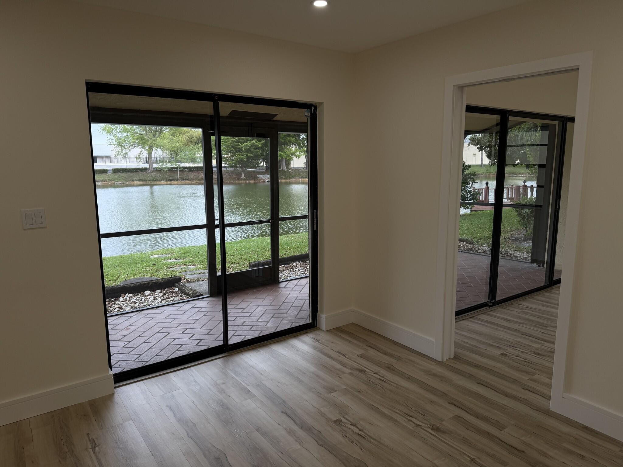 WOODLAKE ISLES - Residential
