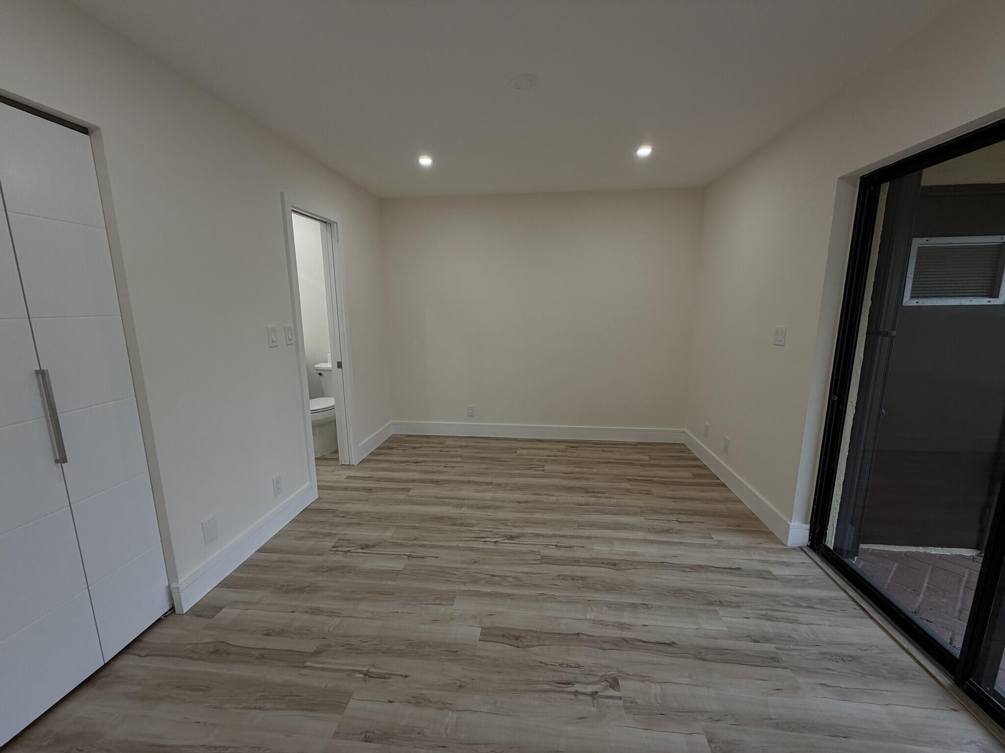 WOODLAKE ISLES - Residential