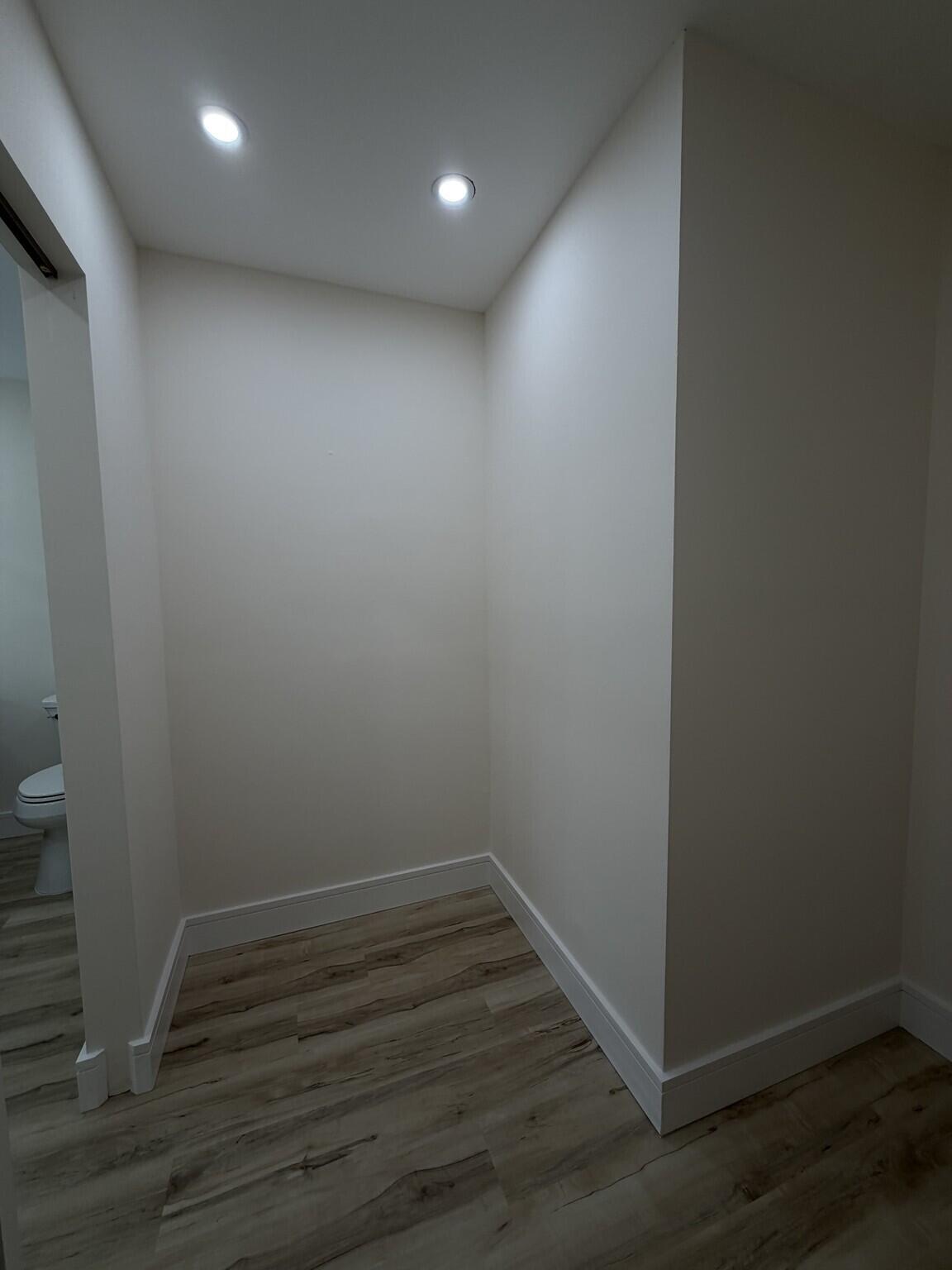 WOODLAKE ISLES - Residential