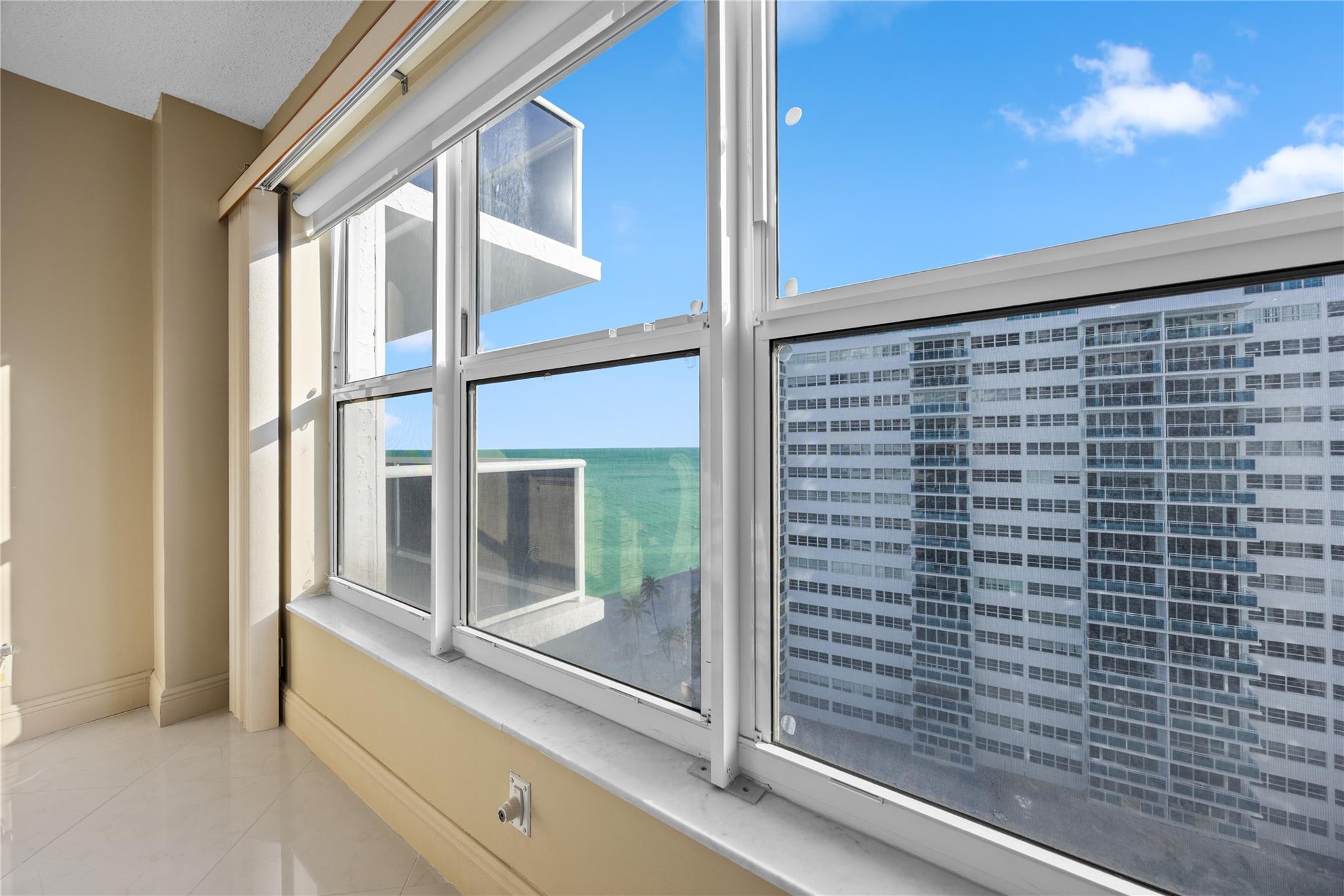 Playa Del Sol - Residential