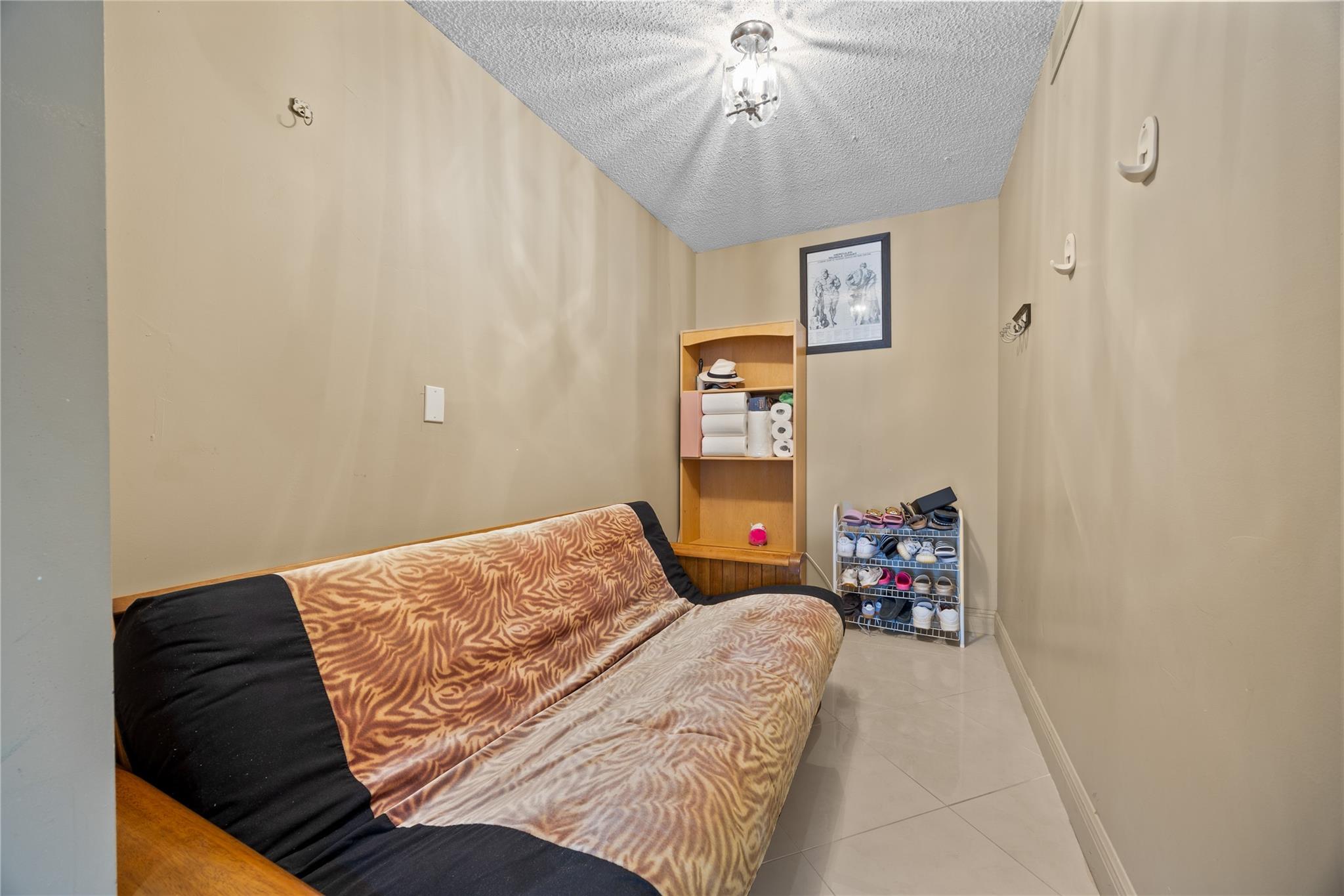 Playa Del Sol - Residential