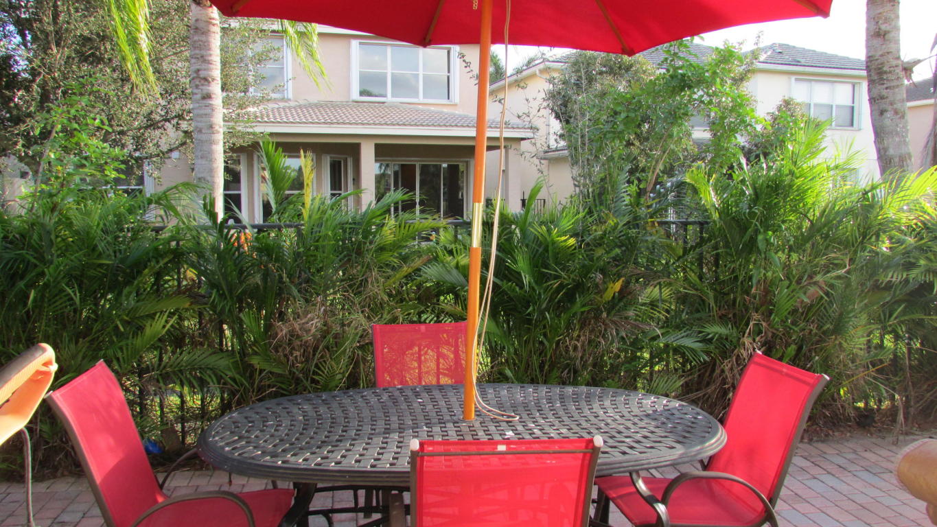 CANYON LAKES 1 - Residential Lease