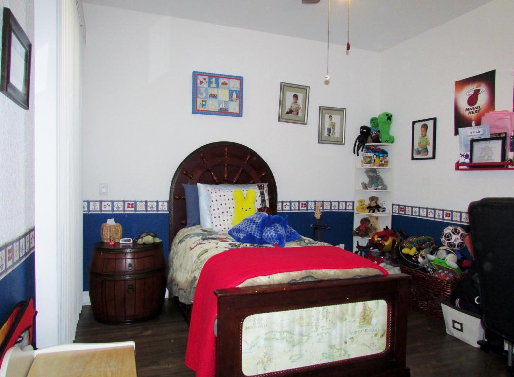 CANYON LAKES 1 - Residential Lease