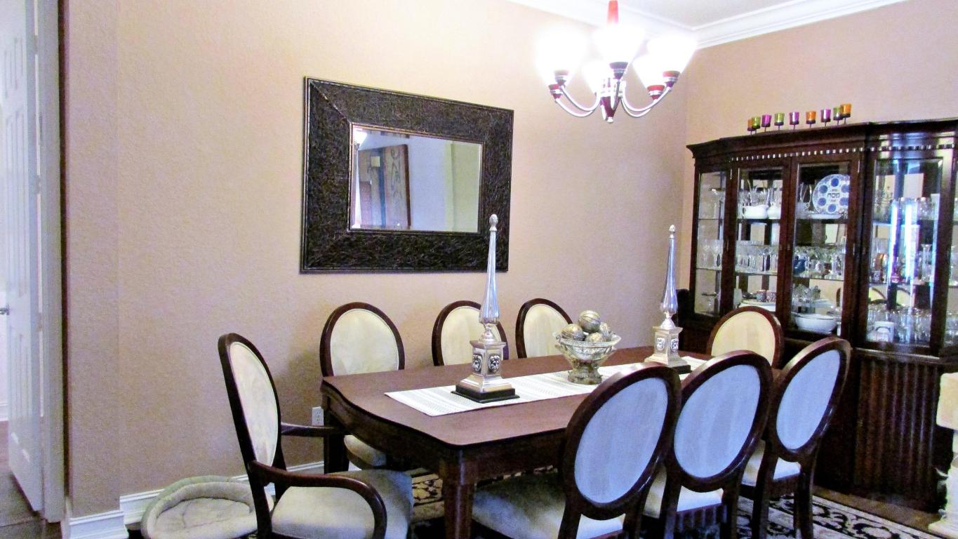 CANYON LAKES 1 - Residential Lease