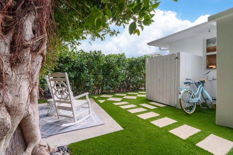 Tiny photo for 7 Fayette Drive, Ocean Ridge, FL 33435 (MLS # B26088908)