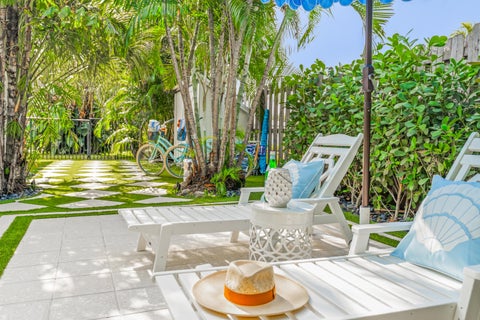 Tiny photo for 7 Fayette Drive, Ocean Ridge, FL 33435 (MLS # B26088908)