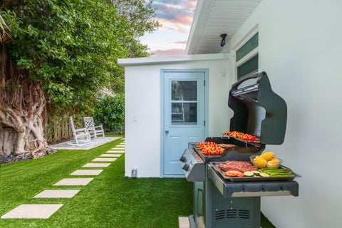 Tiny photo for 7 Fayette Drive, Ocean Ridge, FL 33435 (MLS # B26088908)