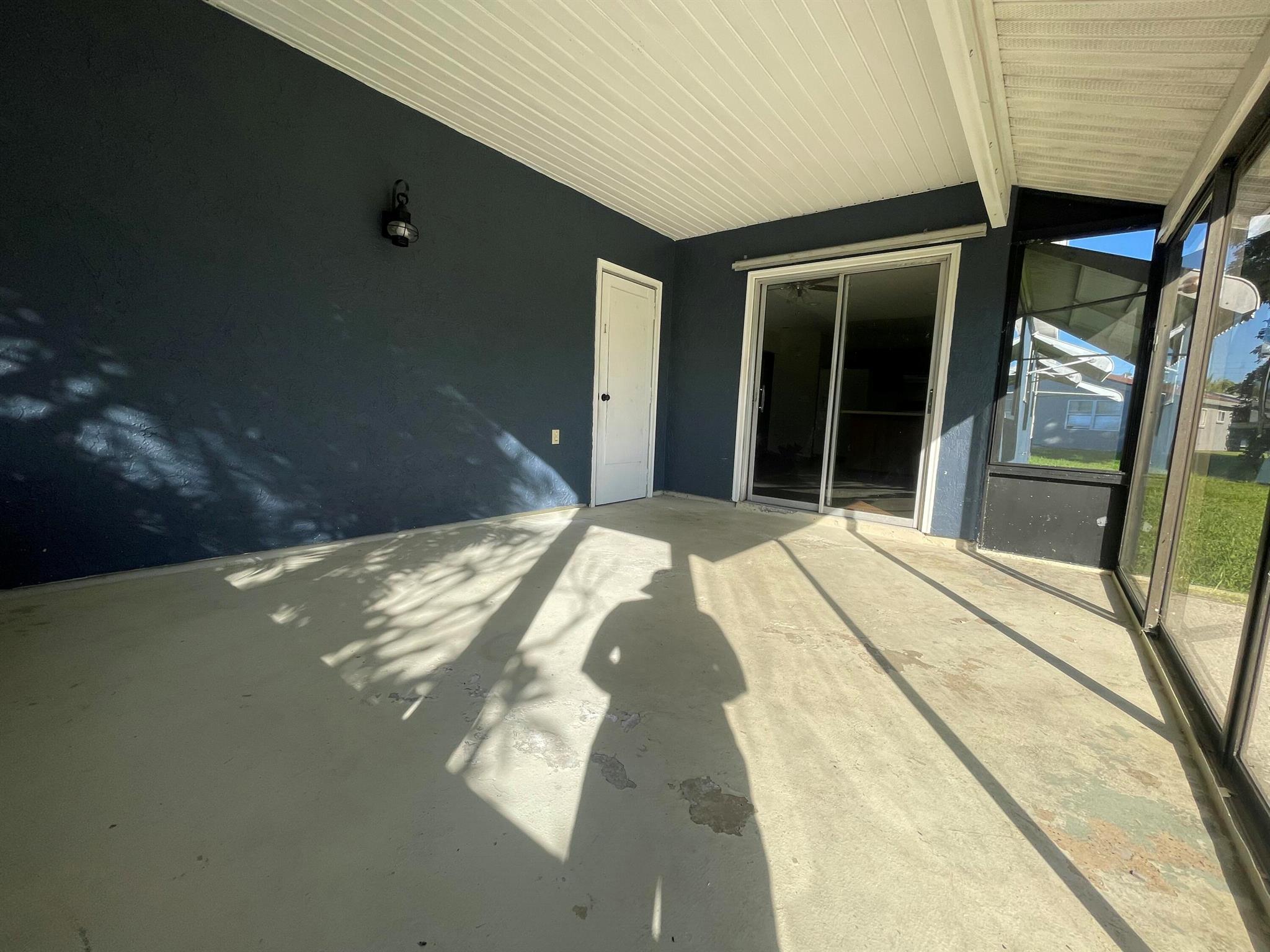 PORT ST LUCIE SECTION 49 - Residential Lease