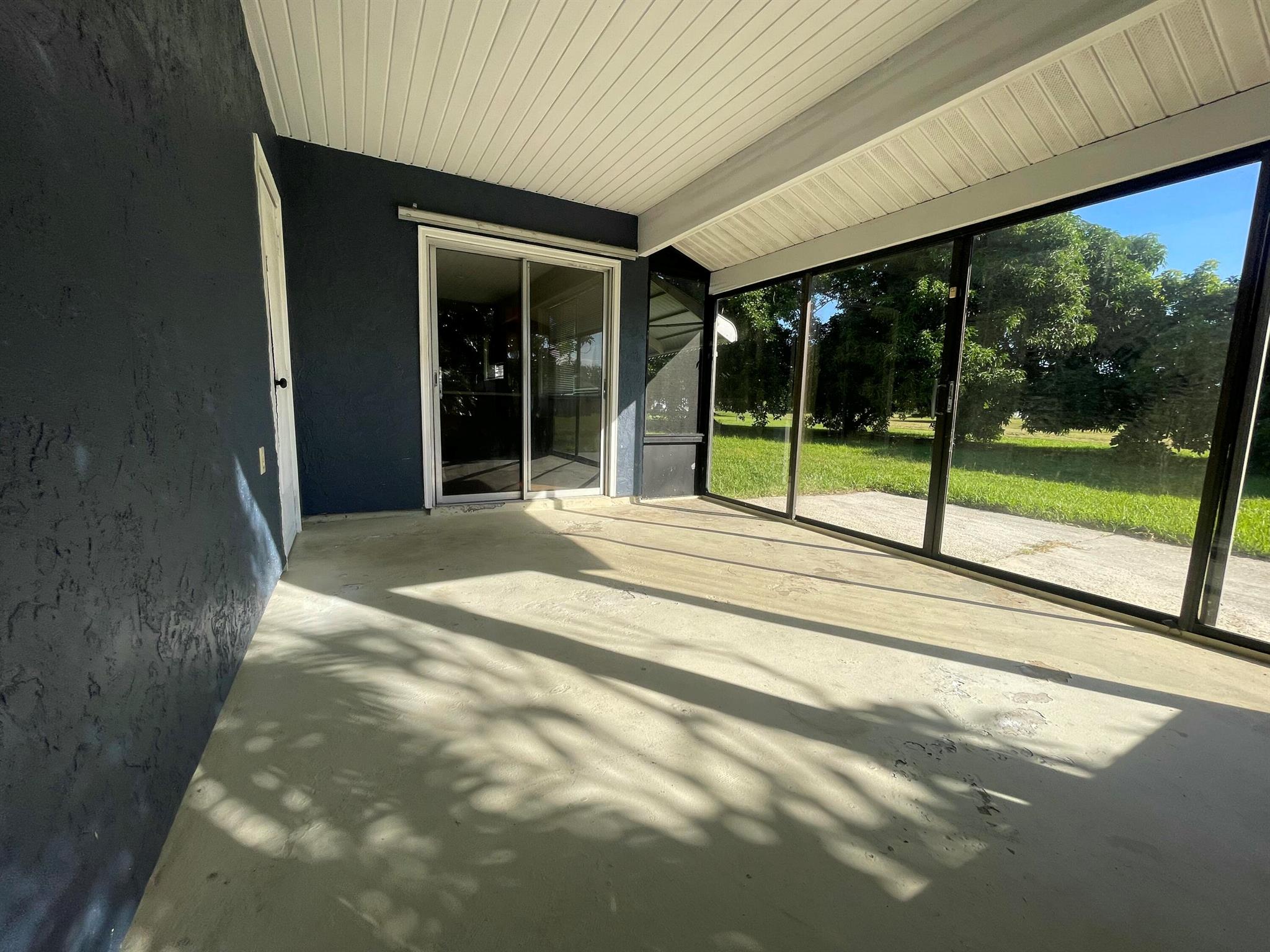 PORT ST LUCIE SECTION 49 - Residential Lease