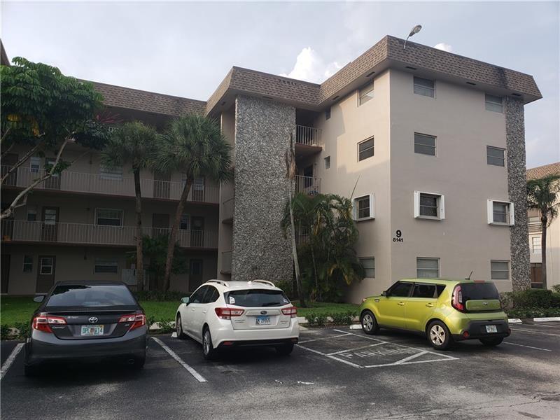 Centrally Located , Freshly Painted 2 Bed, 2 Bath Unit is available for rent in heart of Davie, Close to nova University, Major Highways, Restaurants, Shops, Schools and Colleges. Tiles throughout most of the condo. kitchen has Stainless Steel Appliances. Community Swimming Pool and Tennis Court. Maintenance includes Water, Sewer and Common Area facility. Nice little Patio in the Back. Easy to Show. Will not last long.