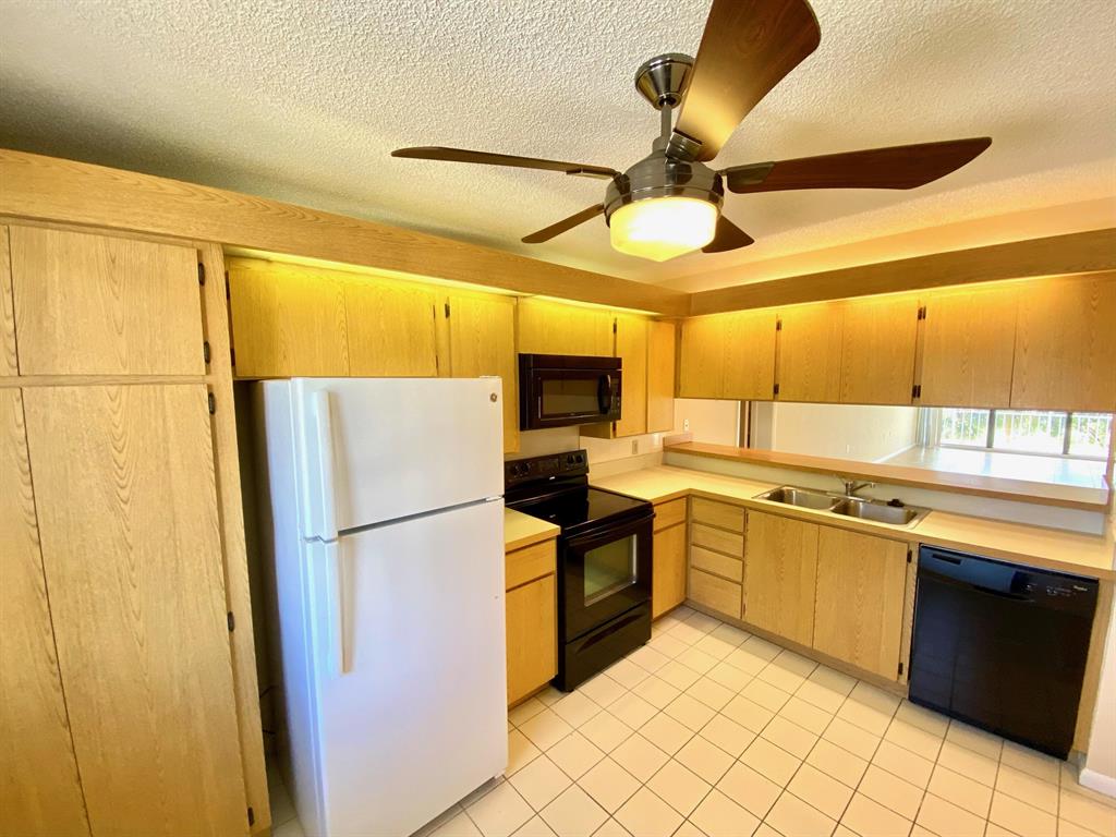 WHITEHALL VILLAGE - Residential Lease