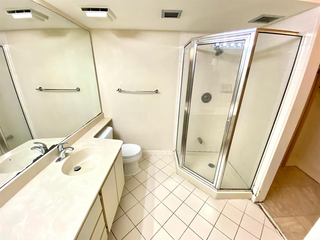 WHITEHALL VILLAGE - Residential Lease