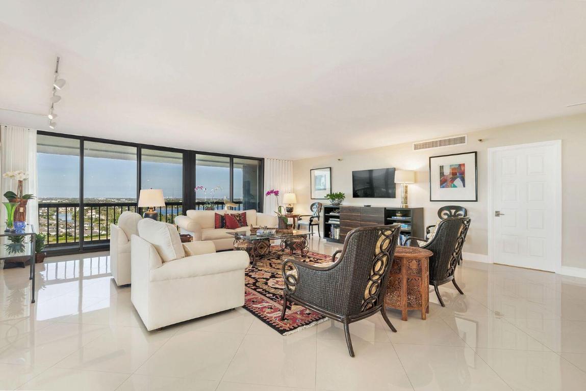 2480 Presidential Way 1901