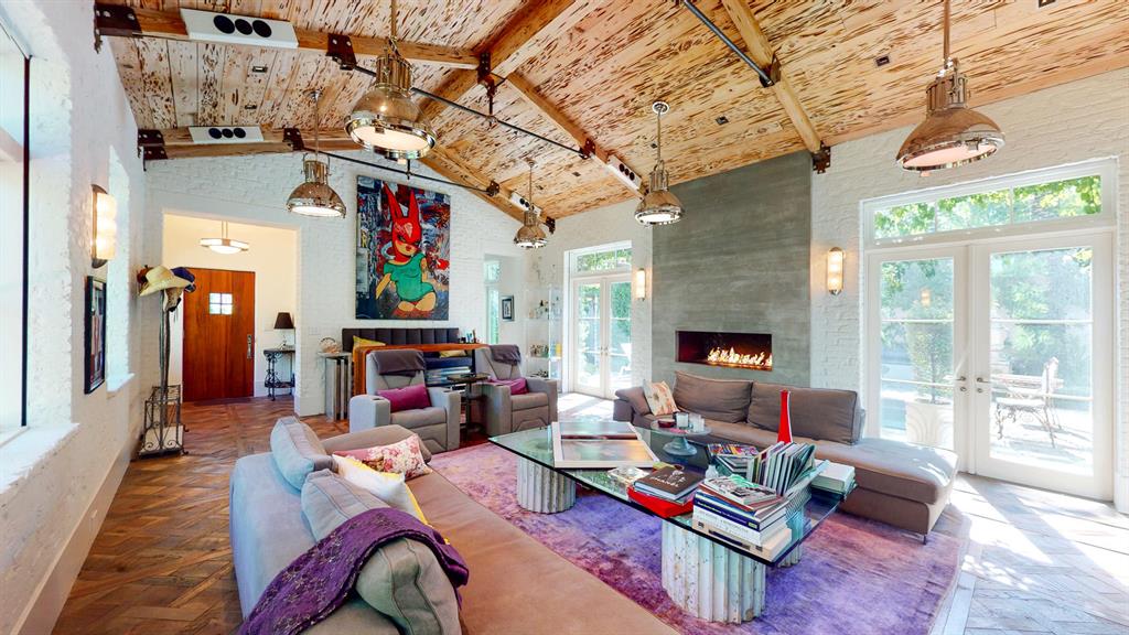 PALM BEACH SHORE ACRES - Residential