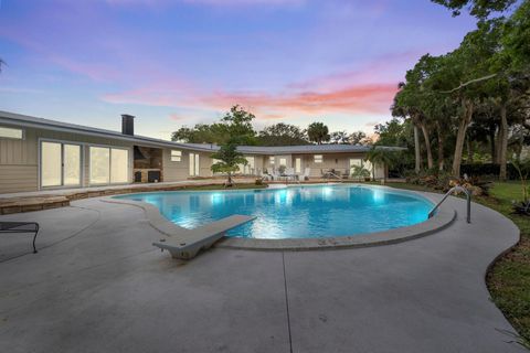 1001 South 11th St Fort Pierce FL 34950