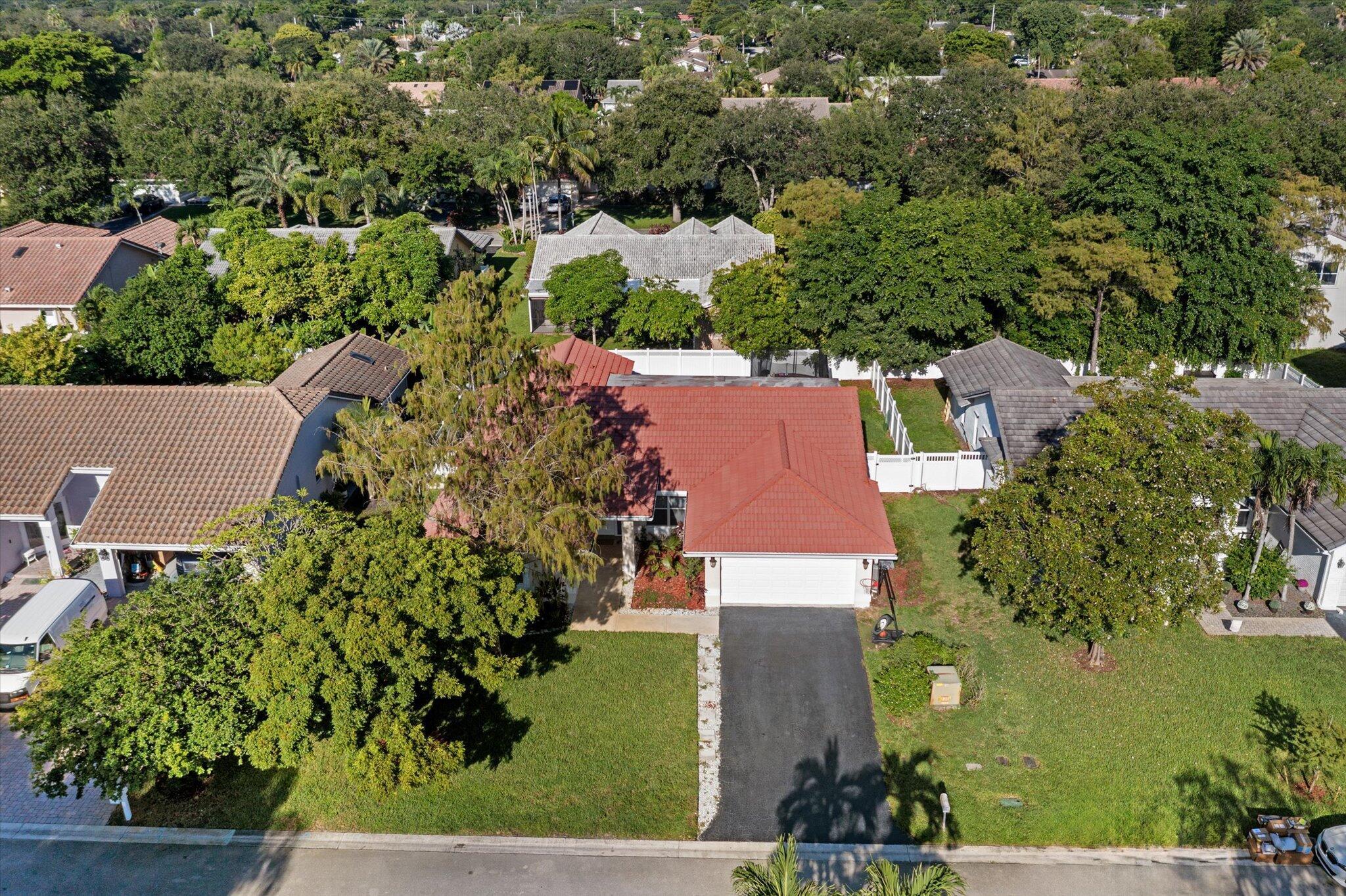 ROYAL PALM VILLAGE - Residential