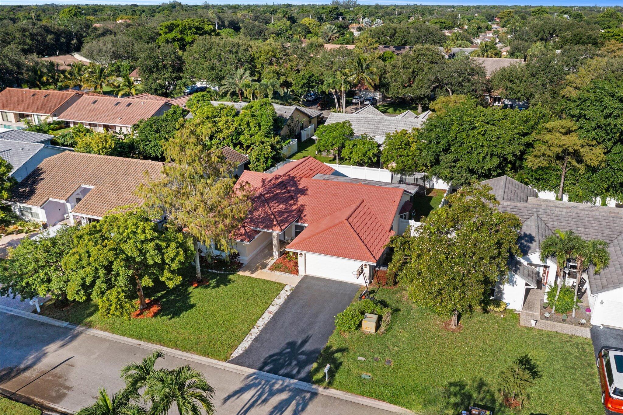 ROYAL PALM VILLAGE - Residential
