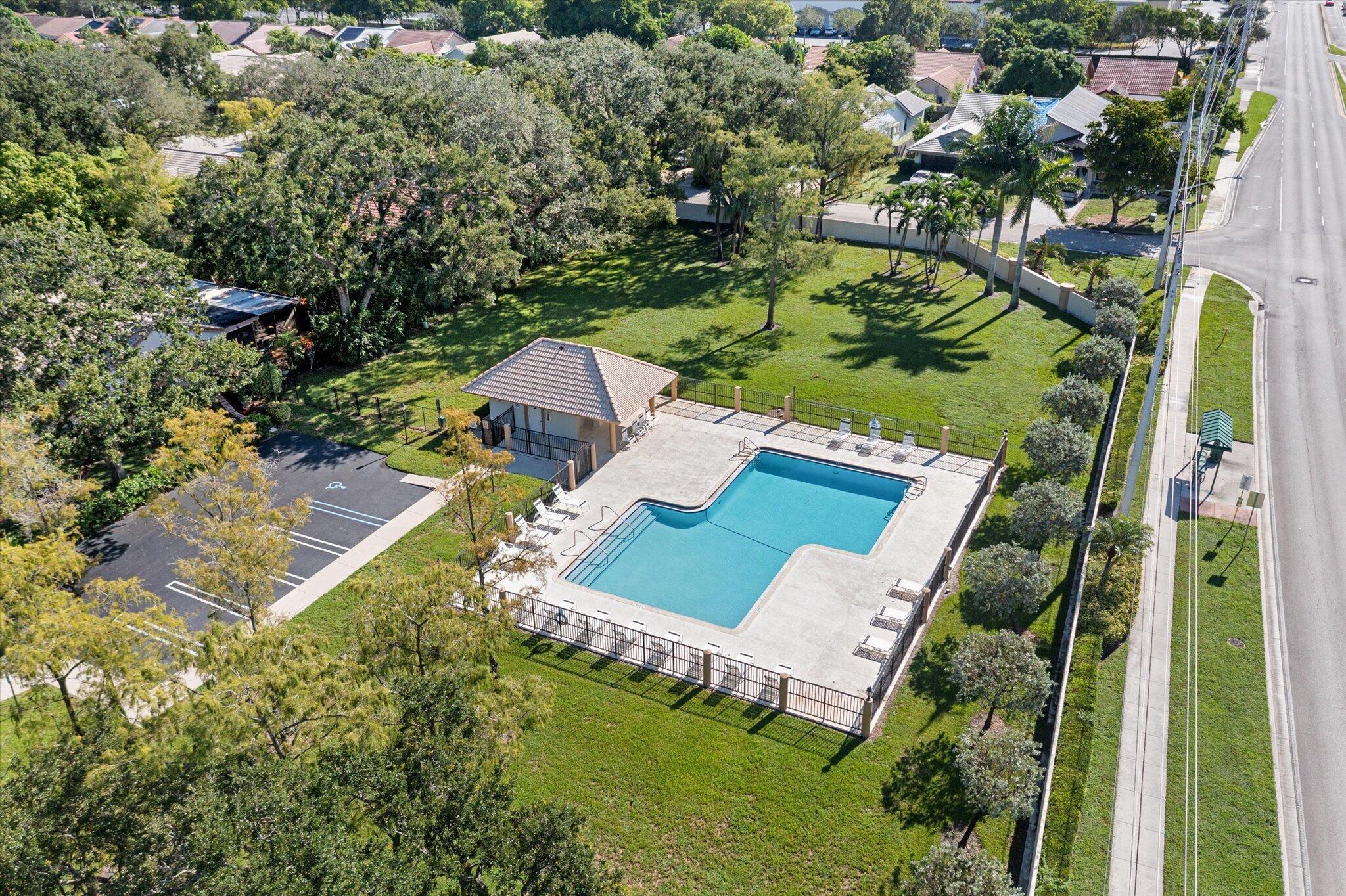 ROYAL PALM VILLAGE - Residential
