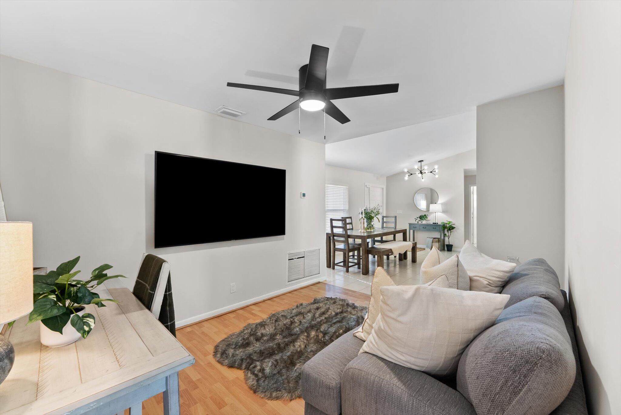 ROYAL PALM VILLAGE - Residential