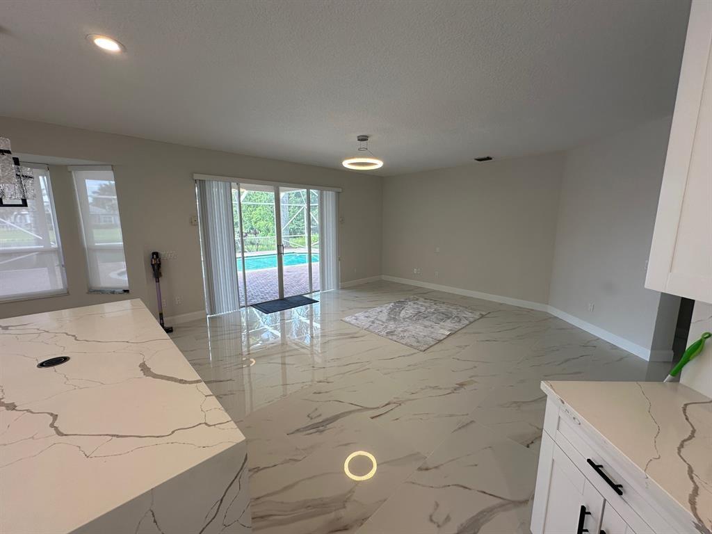 BOCA FALLS PAR O - Residential Lease