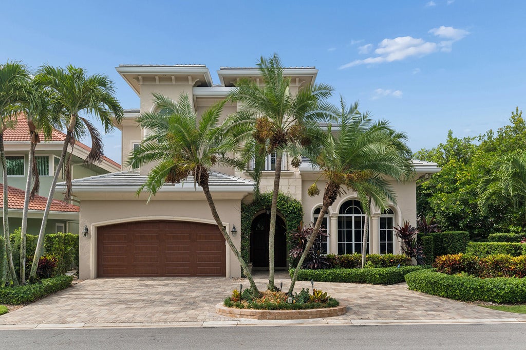 Photo of 5332 Boca Marina Circle N, Boca Raton, FL 33487 (MLS # B26072340)