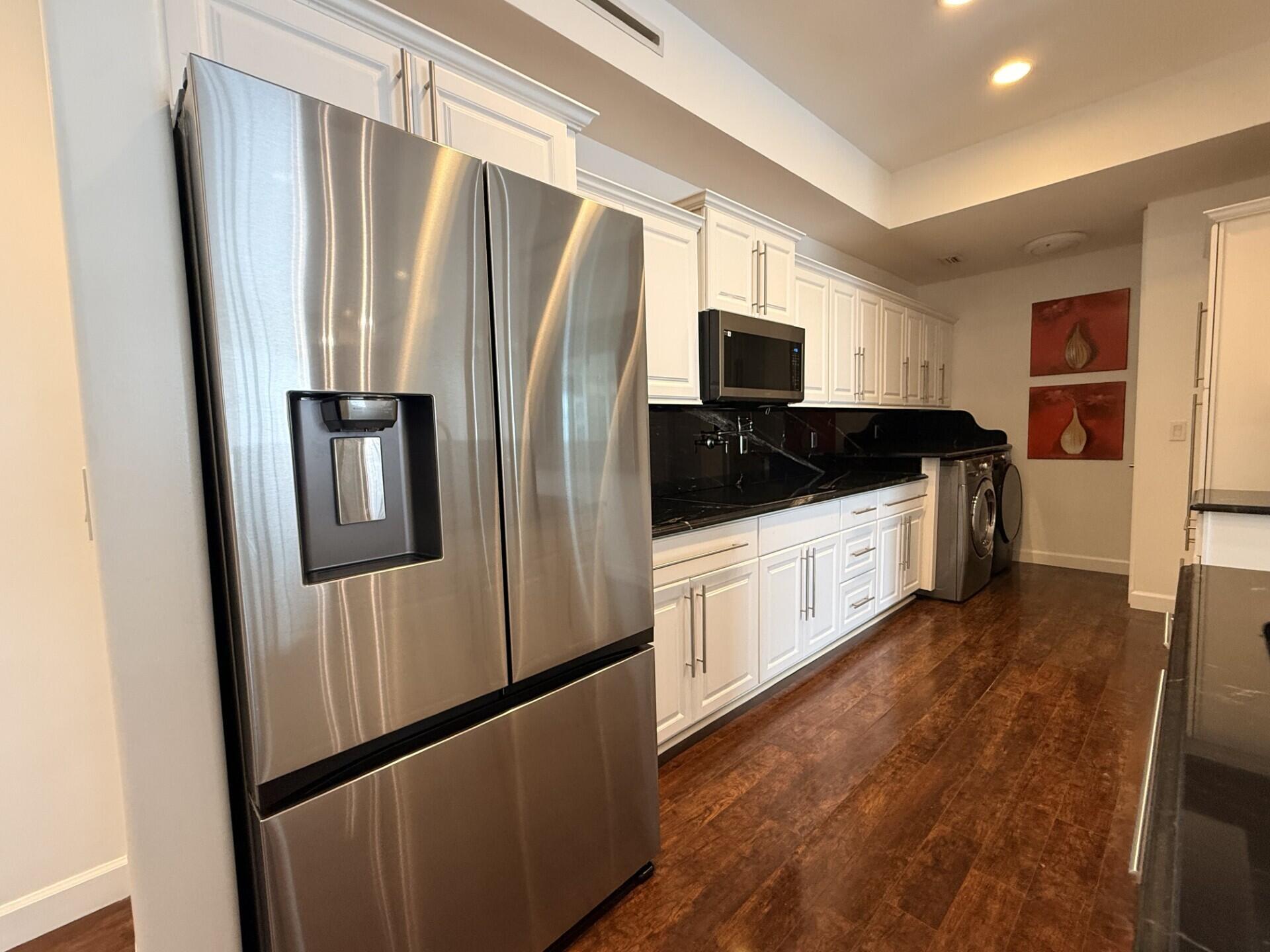 PROMENADE AT TRADITION NO II, A CONDOMINIUM - Residential Lease