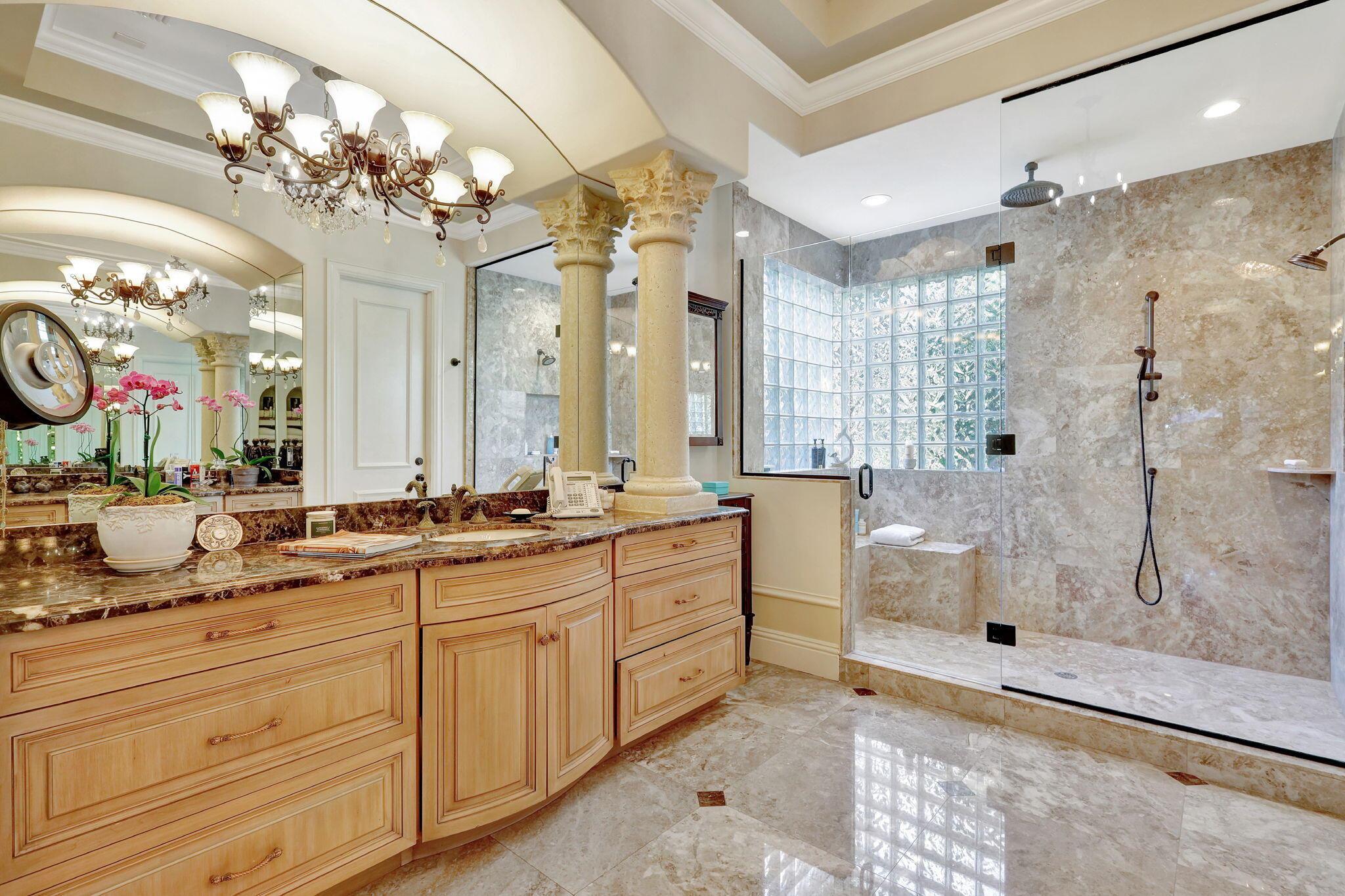 ADMIRALS COVE 2 PAR E - Residential