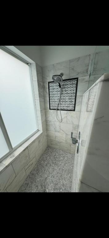 10180 Camelback Lane