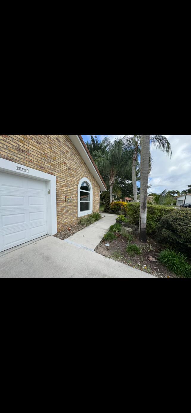 BOCA GREENS 5 - Residential