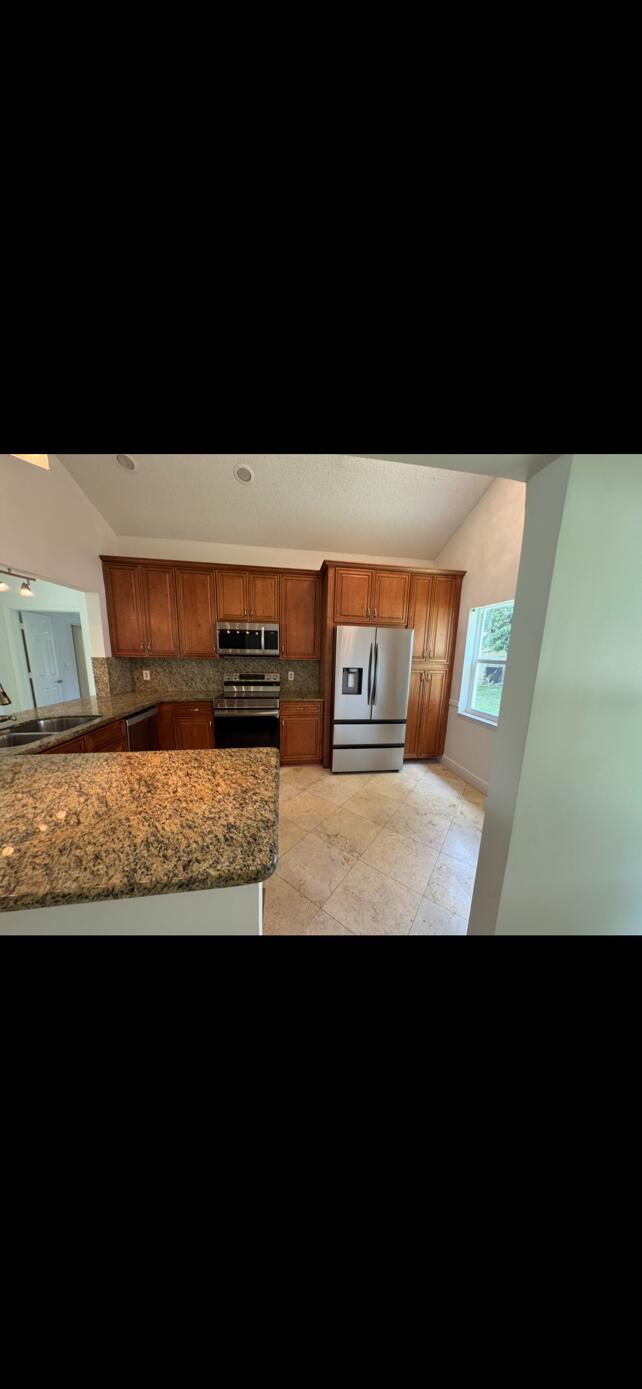 BOCA GREENS 5 - Residential