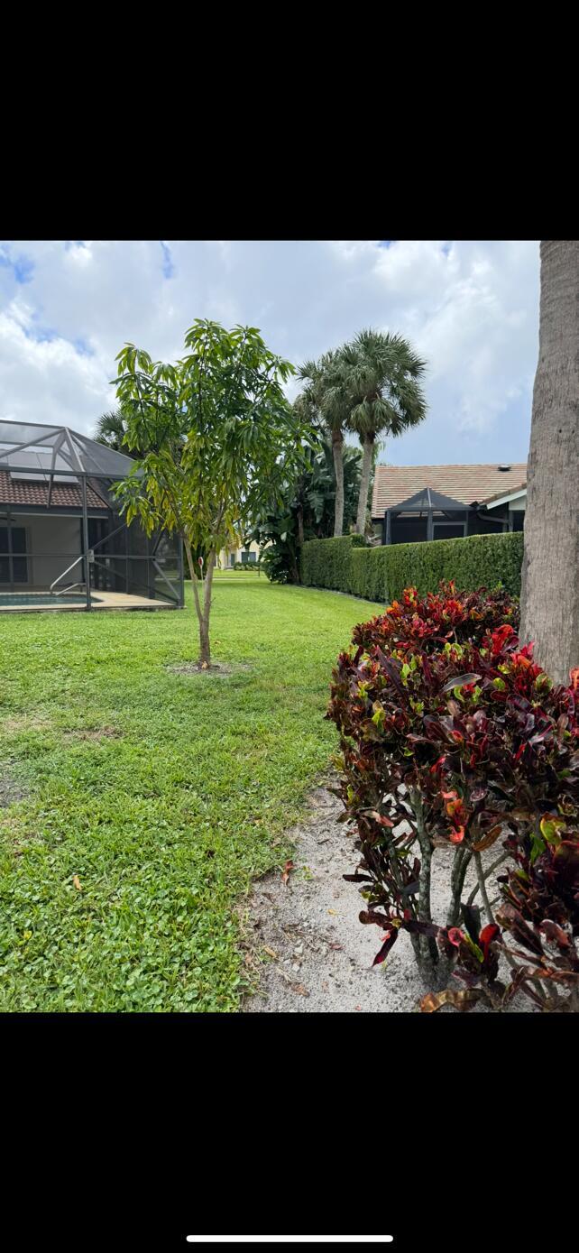 BOCA GREENS 5 - Residential