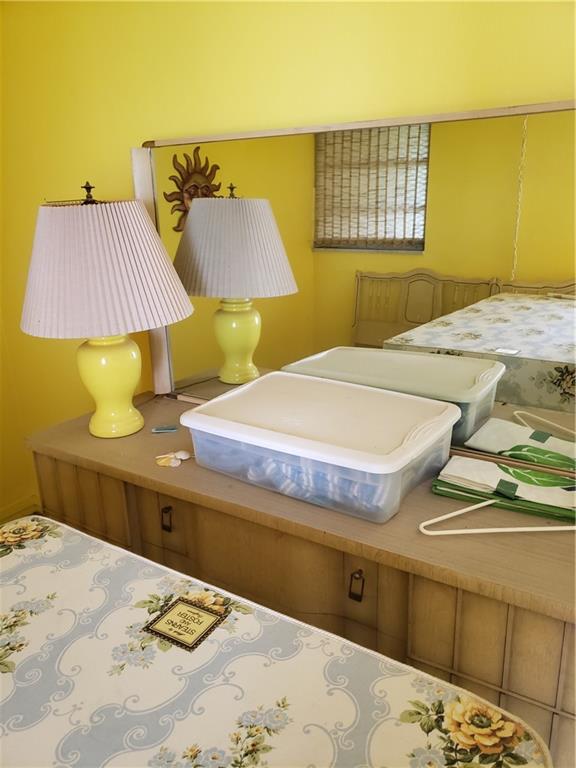 FOUR SEA SUNS CONDO - Residential