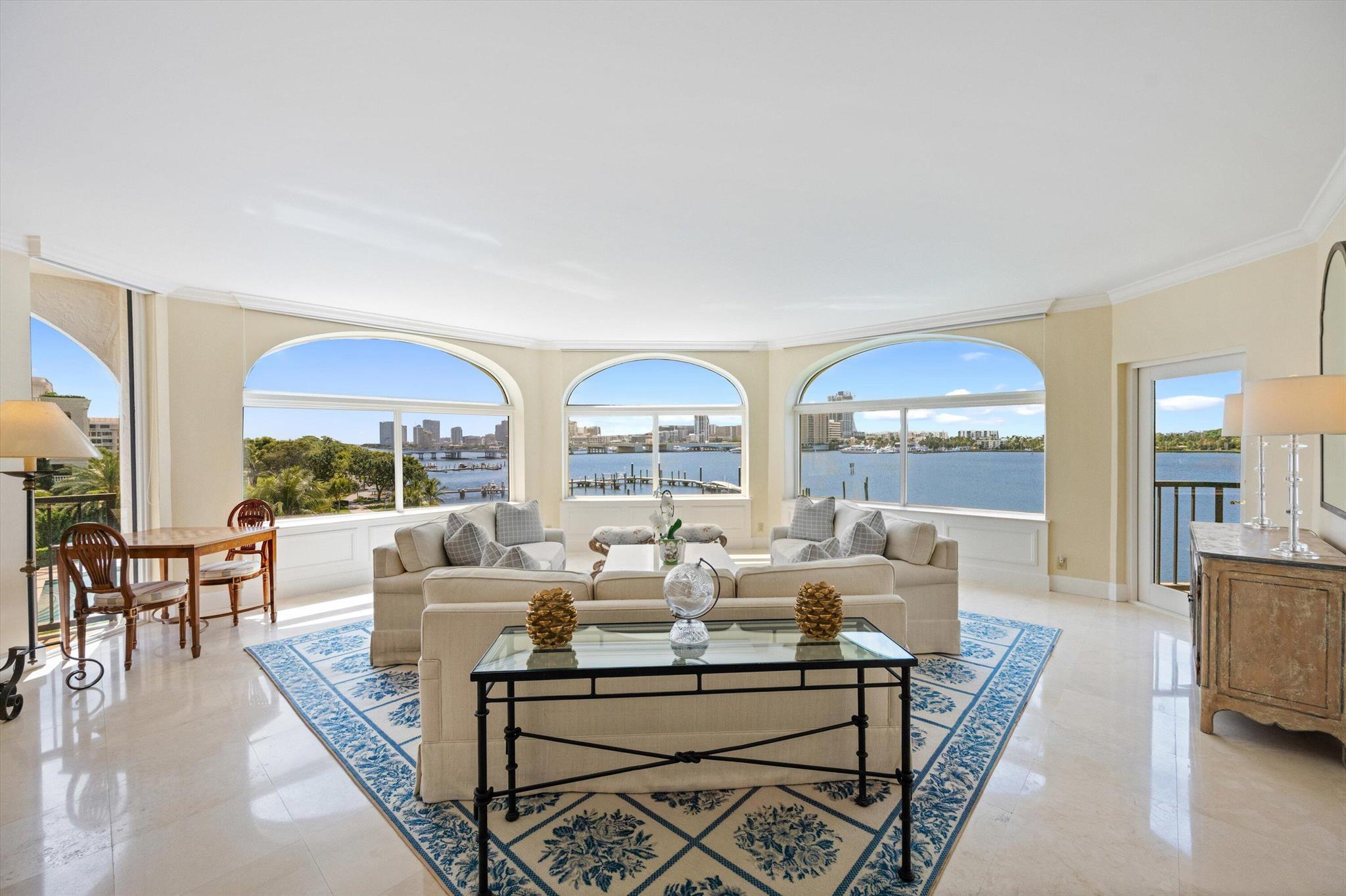 L ERMITAGE PALM BEACH CON - Residential