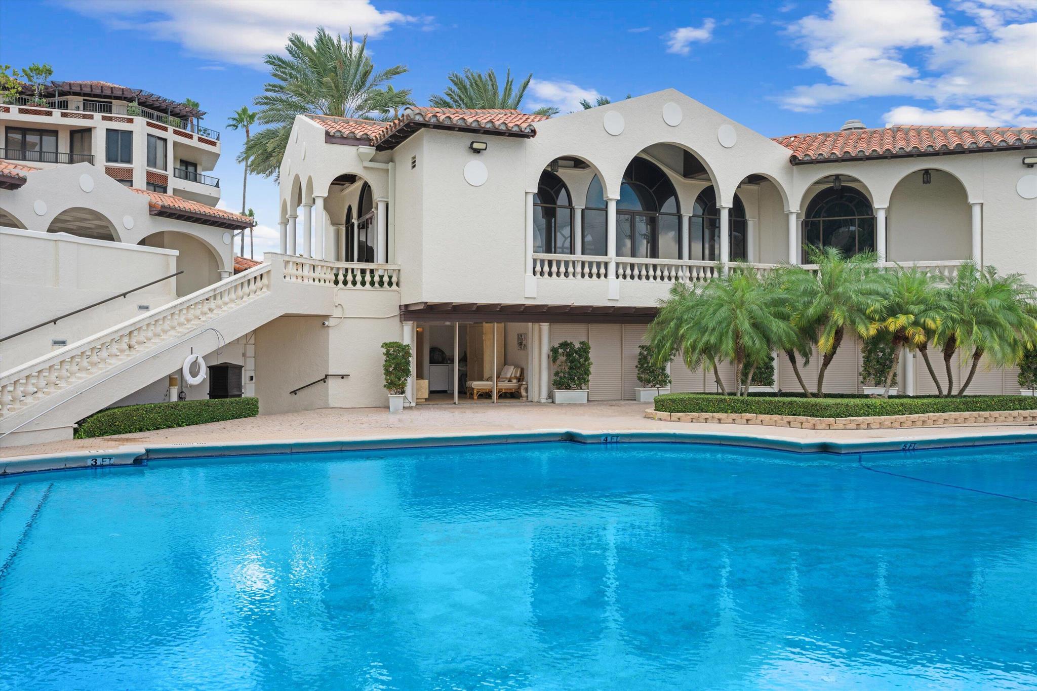 L ERMITAGE PALM BEACH CON - Residential