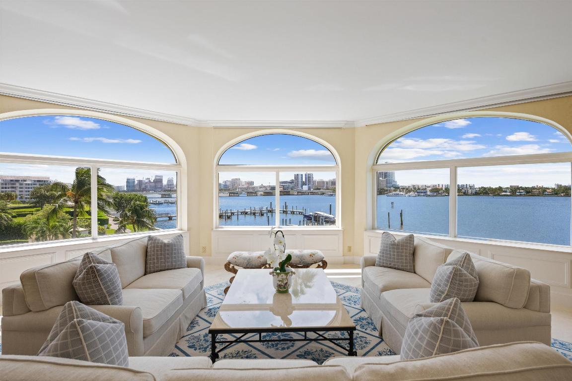 200 Bradley Place 303