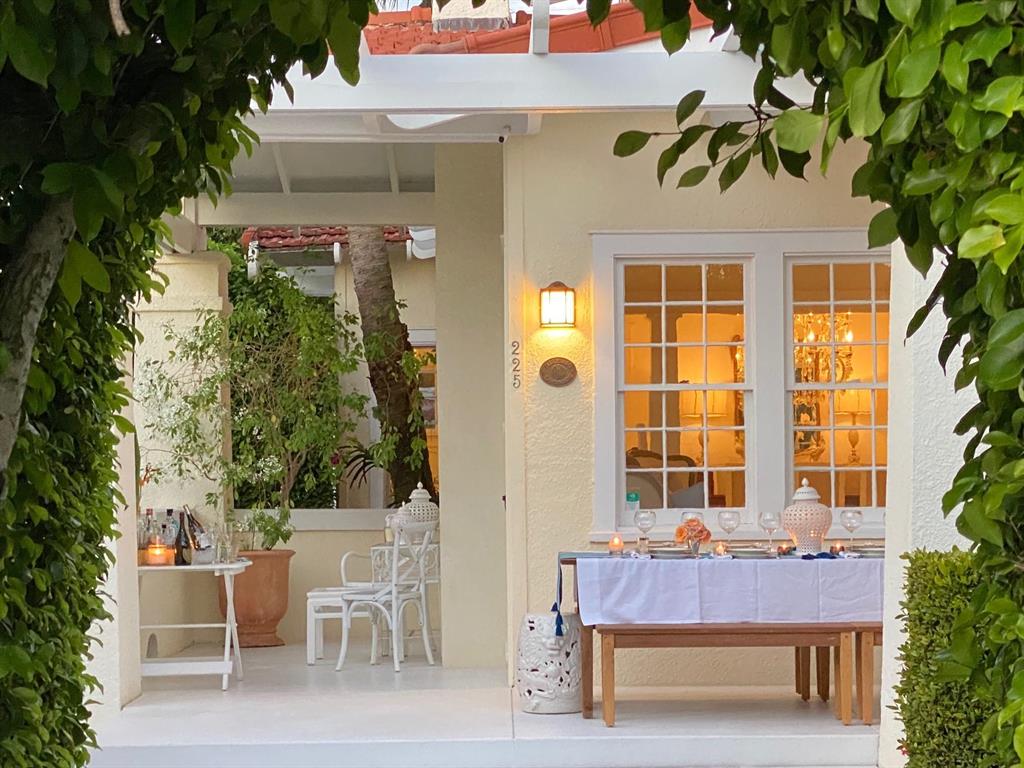 POINCIANA PARK 2ND ADD - Residential