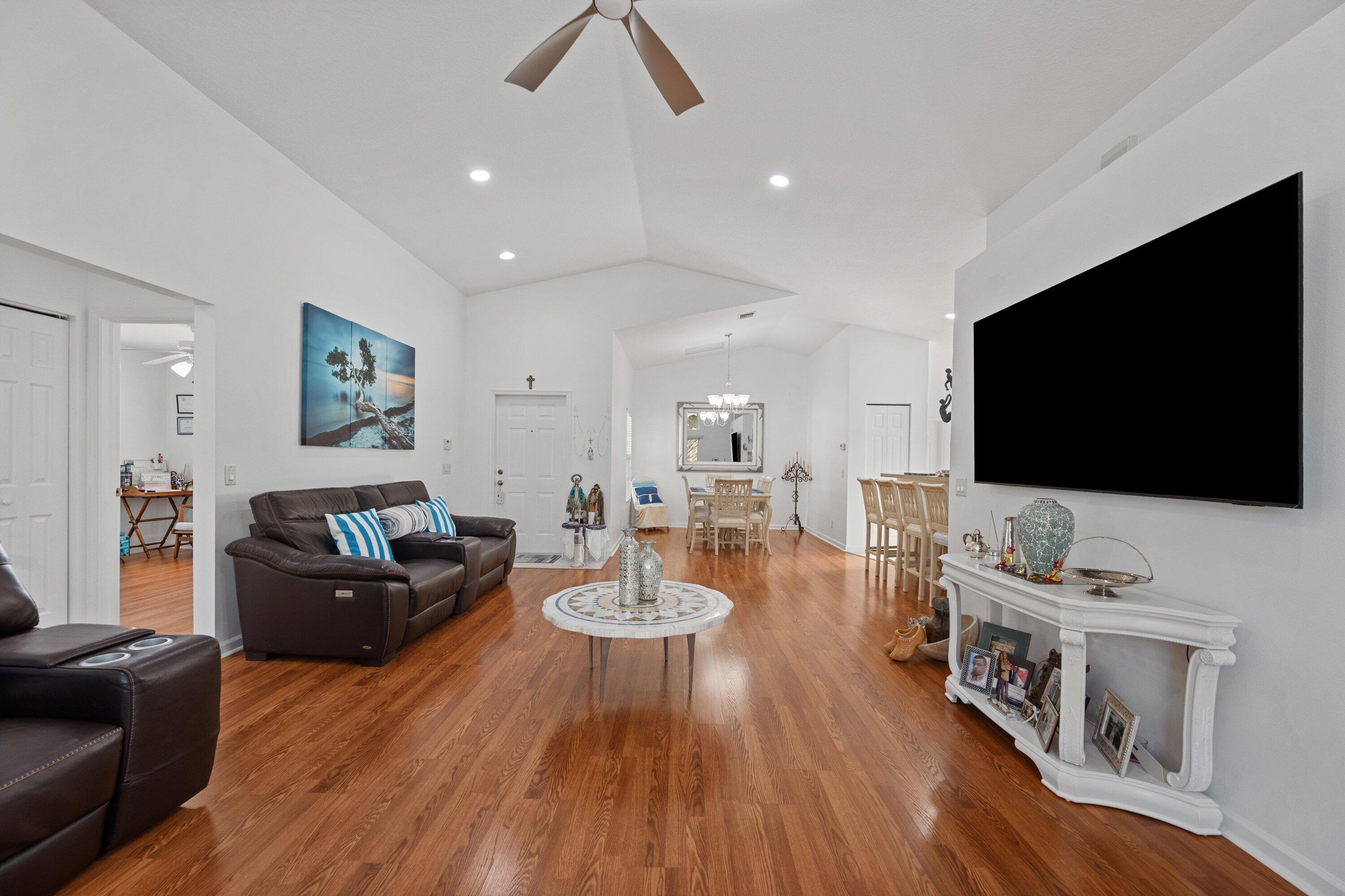 ST LUCIE FALLS (AKA RIVER FOREST) - Residential