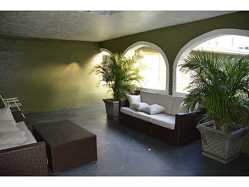 WAYSIDE PARK - Residential Lease