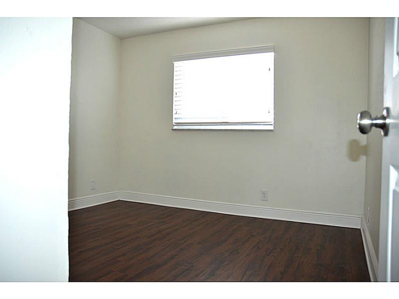 WAYSIDE PARK - Residential Lease