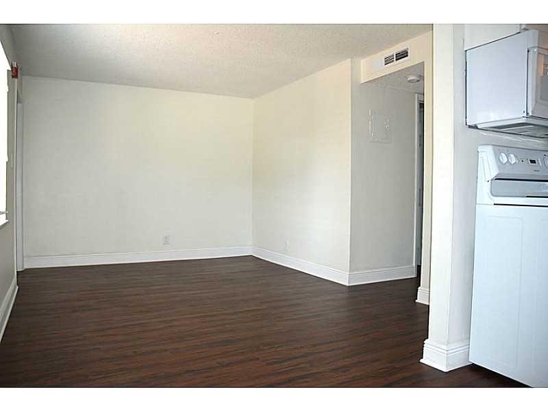 WAYSIDE PARK - Residential Lease