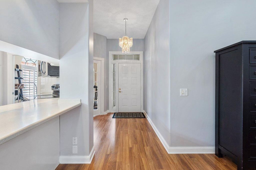 Photo of 8532 Doverbrook Drive, Palm Beach Gardens, FL 33410 (MLS # R10950462)