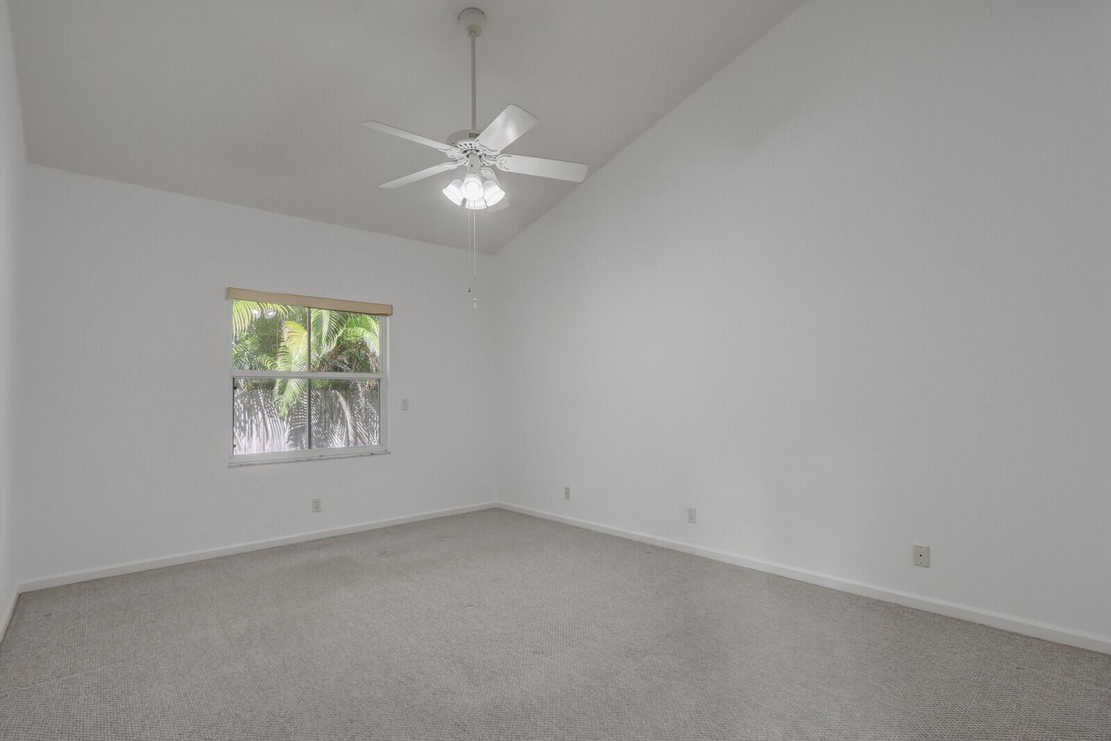 ARMOUR MANOR - Residential Lease