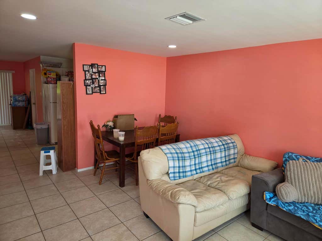 Photo of 276 SE NORFOLK Boulevard, Stuart, FL 34997 (MLS # B26062622)