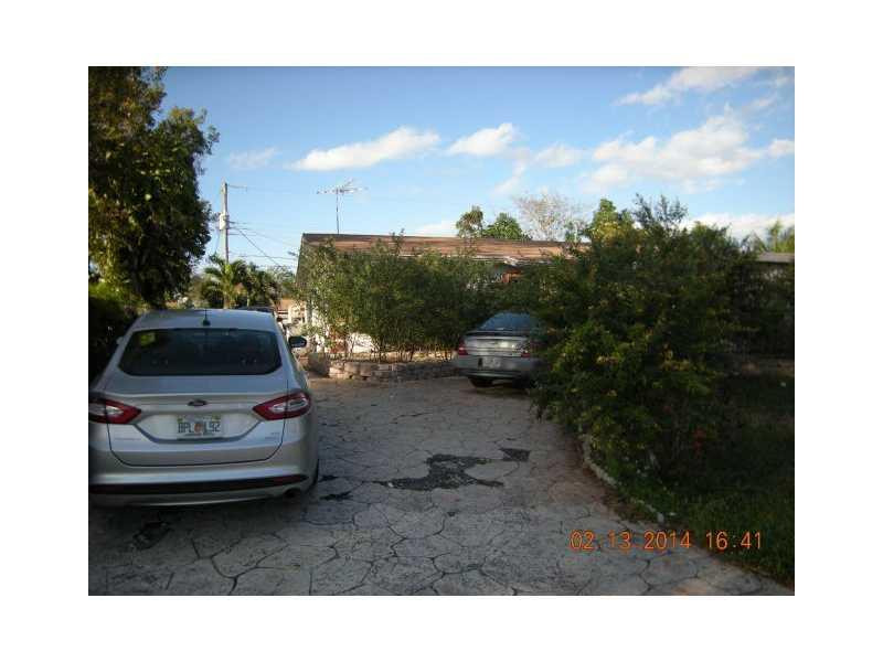 BROADVIEW COUNTRY CLUB ES - Residential
