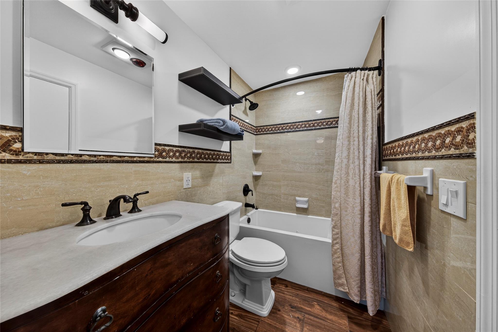 Wilton Pines - Residential