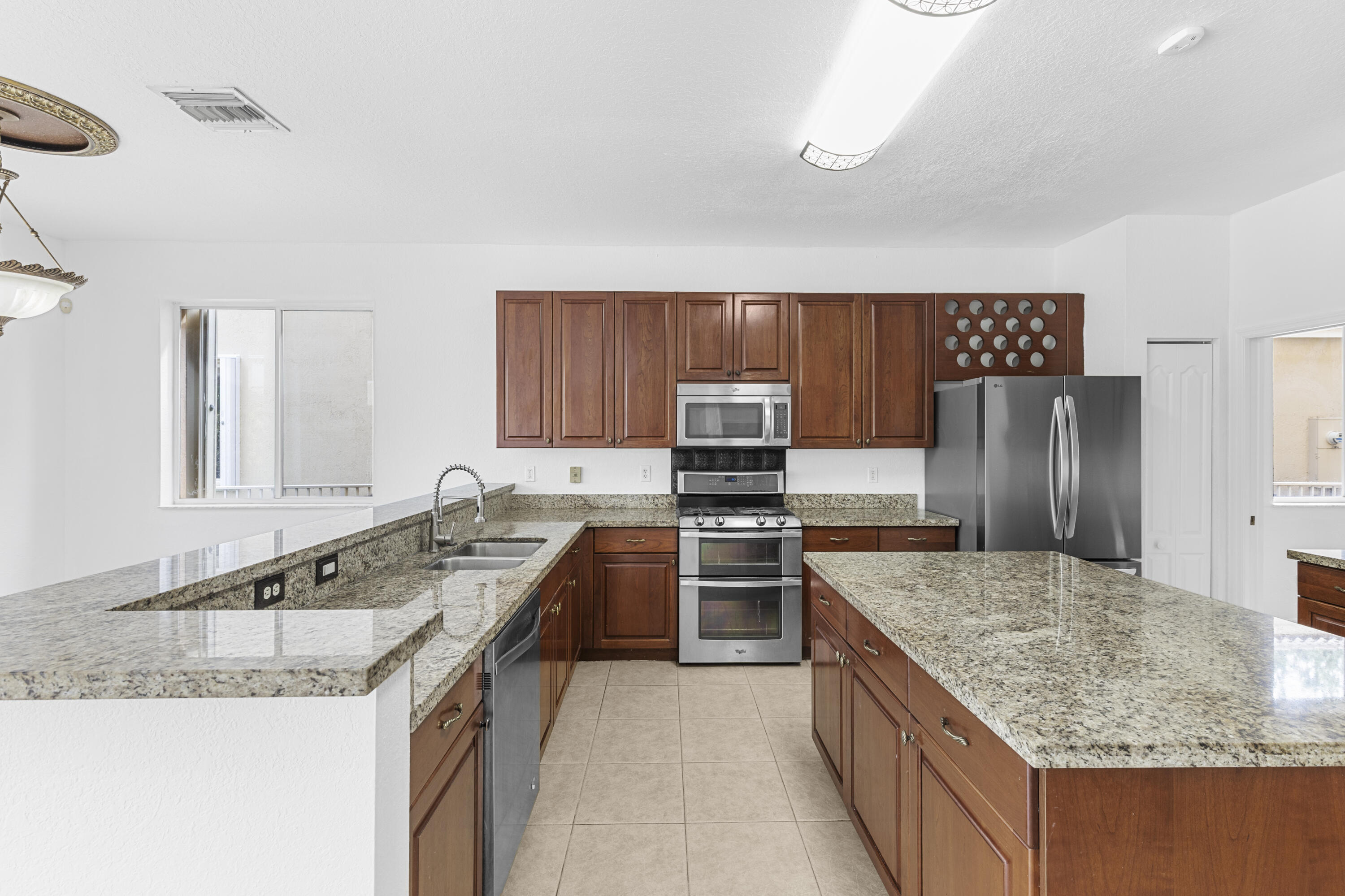 BIG SKY NORTH RESIDENTIAL - Residential