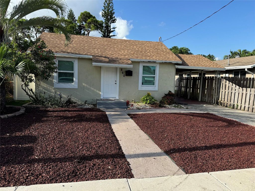 Photo of 860 NE 36 Street, Fort Lauderdale, FL 33311 (MLS # F10451491)